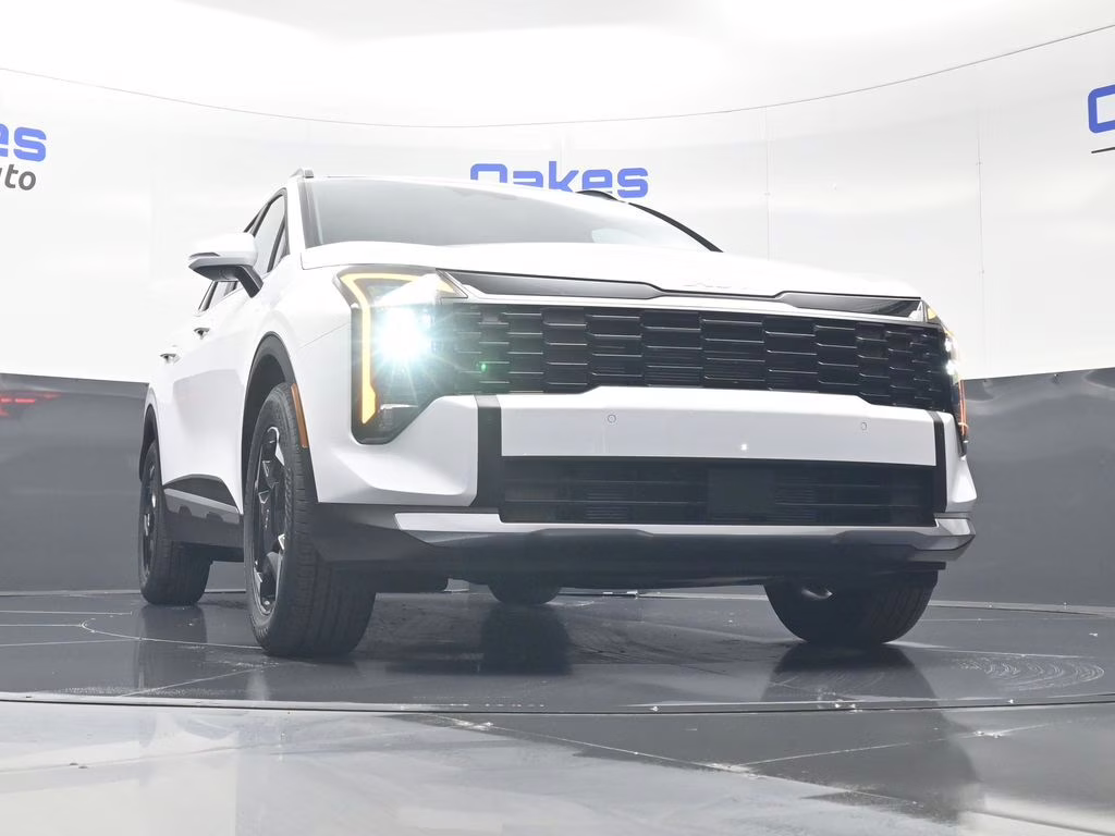 2026 Glacial White Pearl Kia Sportage EX FWD SUV