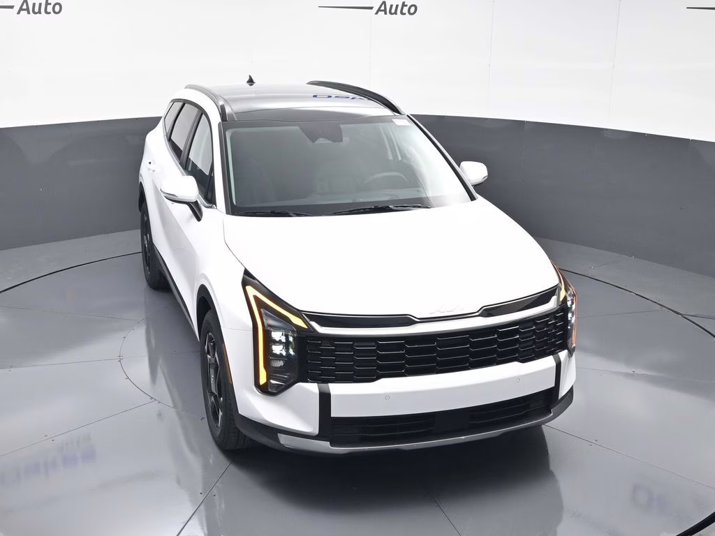 2026 Glacial White Pearl Kia Sportage EX FWD SUV