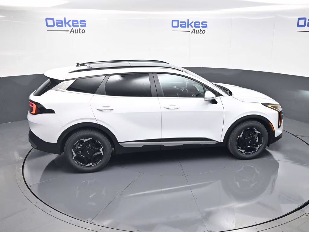 2026 Glacial White Pearl Kia Sportage EX FWD SUV