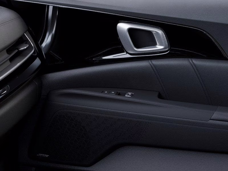 2026 Snow White Pearl Kia Carnival SX Prestige FWD Van