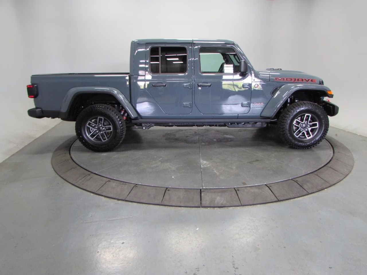 2026 Anvil Clearcoat Jeep Gladiator Mojave 4X4 Truck