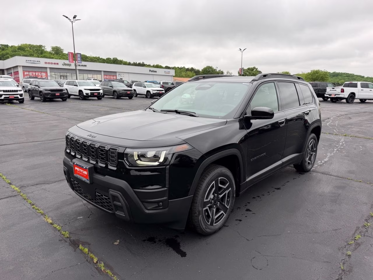2026 Diamond Black Crystal Pearlcoat Jeep Cherokee Limited 4X4 SUV