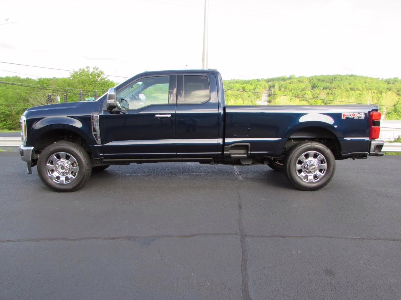 2024 Antimatter Blue Metallic Ford Super Duty F-350 SRW 4WD SuperCab Box 4X4 Truck