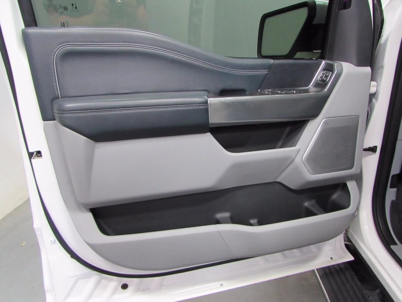 2021 Star White Metallic Tri-Coat Ford F-150 4WD SuperCrew Box 4X4 Truck