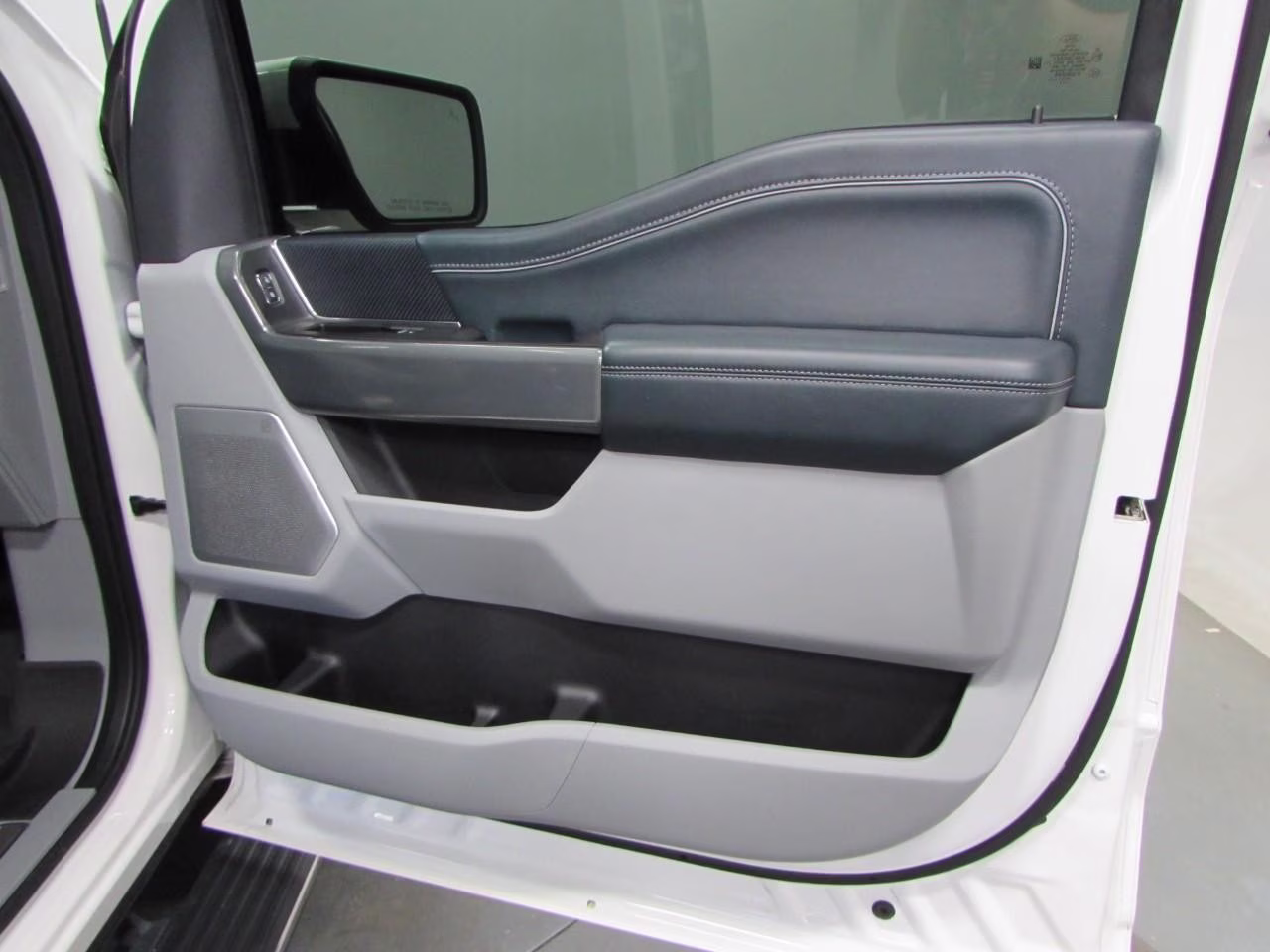 2021 Star White Metallic Tri-Coat Ford F-150 4WD SuperCrew Box 4X4 Truck