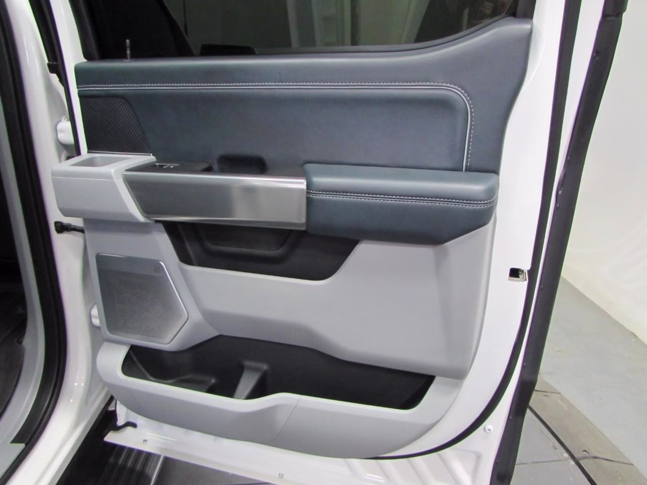 2021 Star White Metallic Tri-Coat Ford F-150 4WD SuperCrew Box 4X4 Truck