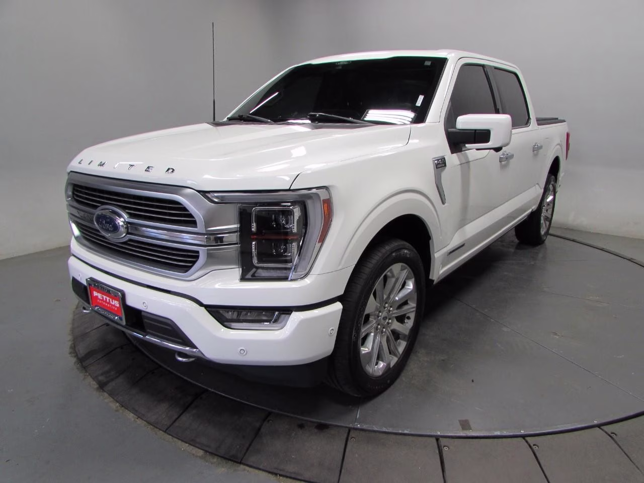 2021 Star White Metallic Tri-Coat Ford F-150 4WD SuperCrew Box 4X4 Truck