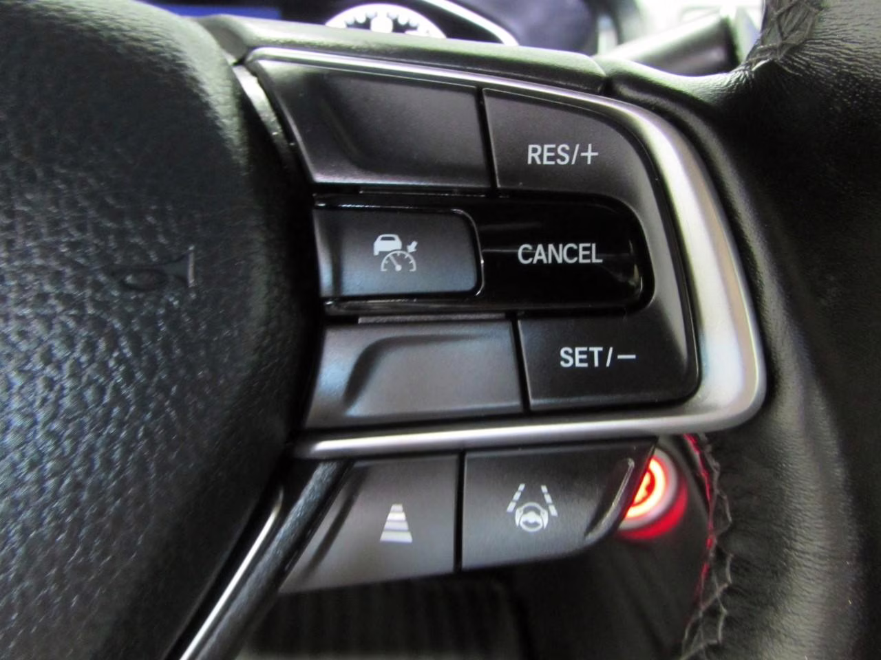 2022 Platinum White Pearl Honda Accord Sport FWD Sedan