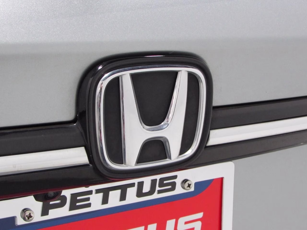 2024 Lunar Silver Metallic Honda Odyssey EX-L FWD Van