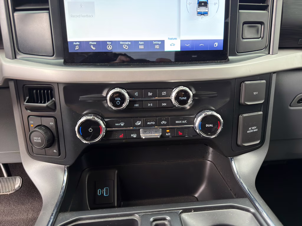 2022 ICONIC SILVER METALLIC Ford F-150 XLT 4X4 Truck