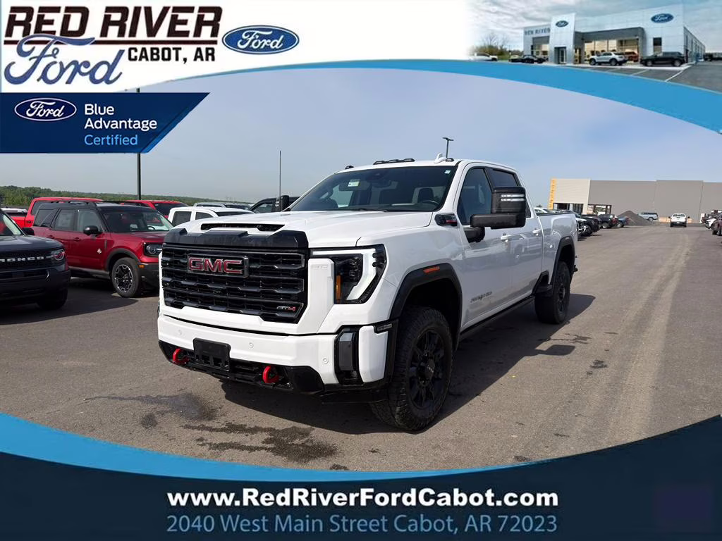 2024 Summit White GMC Sierra AT4 4X4 Truck
