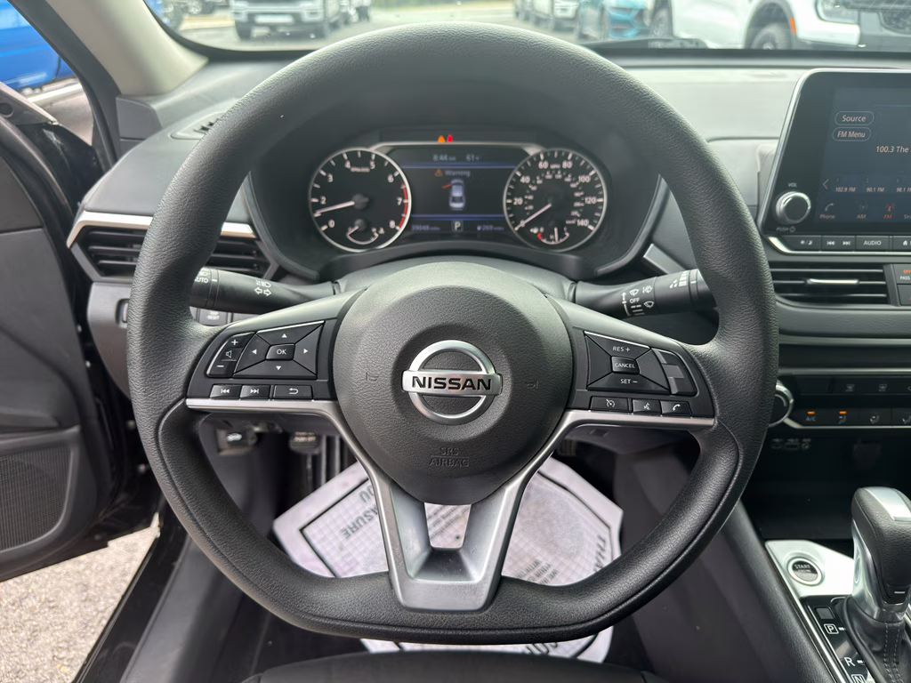 2021 Super Black Nissan Altima 2.5 SV FWD Sedan