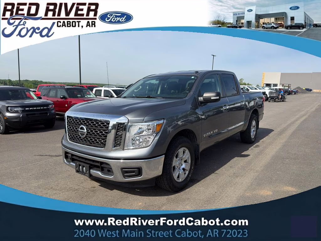 2018 Gun Metallic Nissan Titan SV RWD Truck