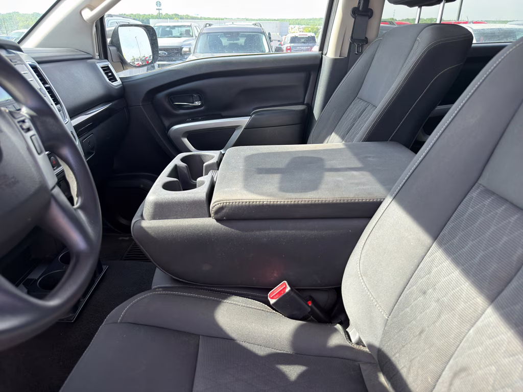 2018 Gun Metallic Nissan Titan SV RWD Truck