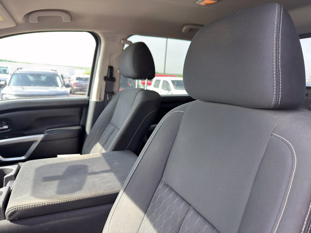 2018 Gun Metallic Nissan Titan SV RWD Truck