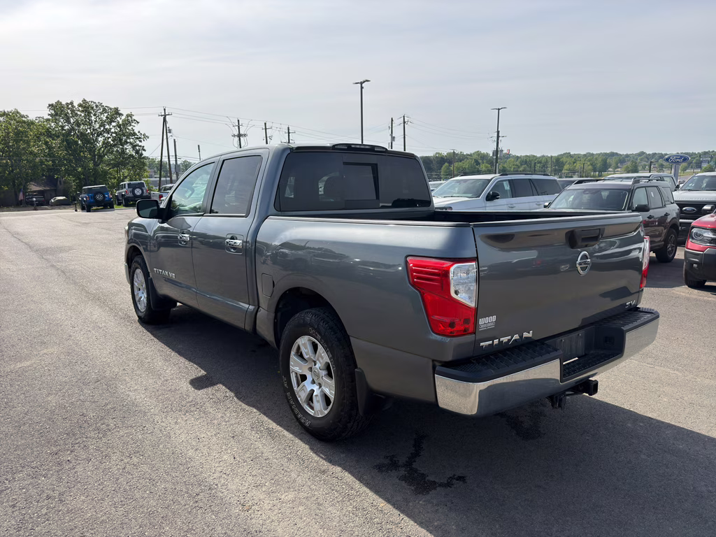 2018 Gun Metallic Nissan Titan SV RWD Truck
