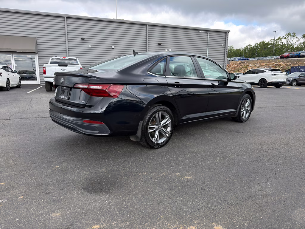 2024 Deep Black Pearl Volkswagen Jetta SE FWD Sedan