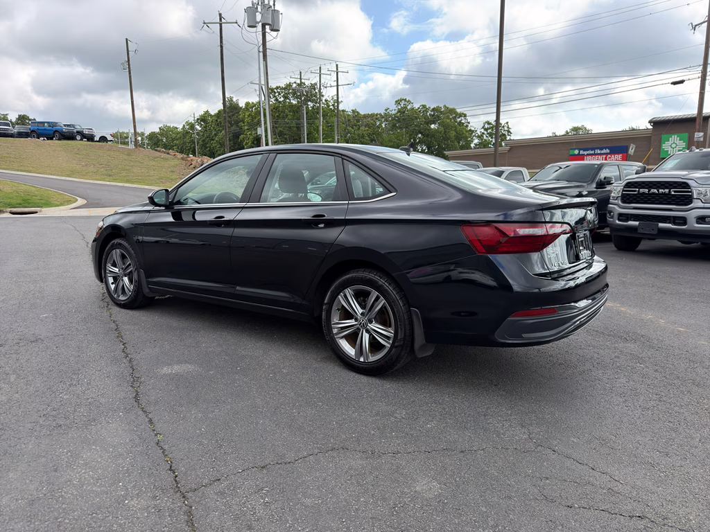 2024 Deep Black Pearl Volkswagen Jetta SE FWD Sedan