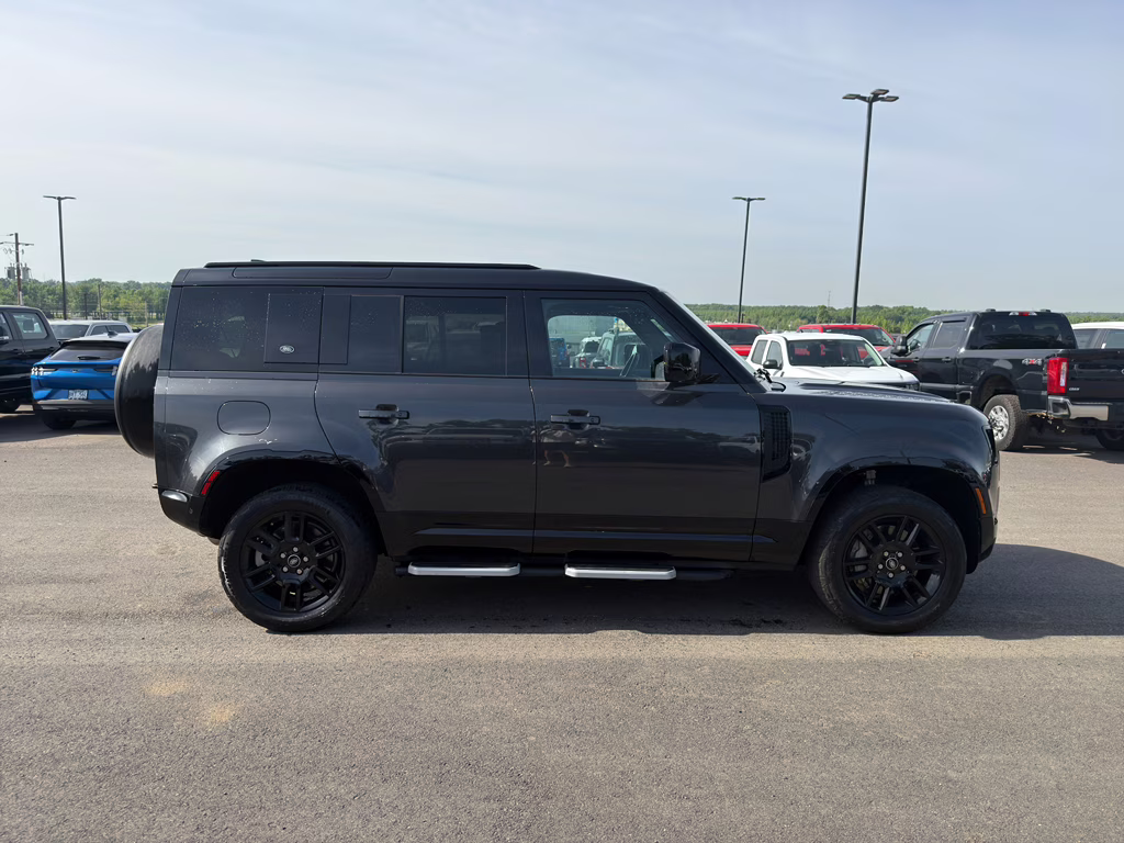 2023 Land Rover Defender 110 X-Dynamic SE AWD SUV