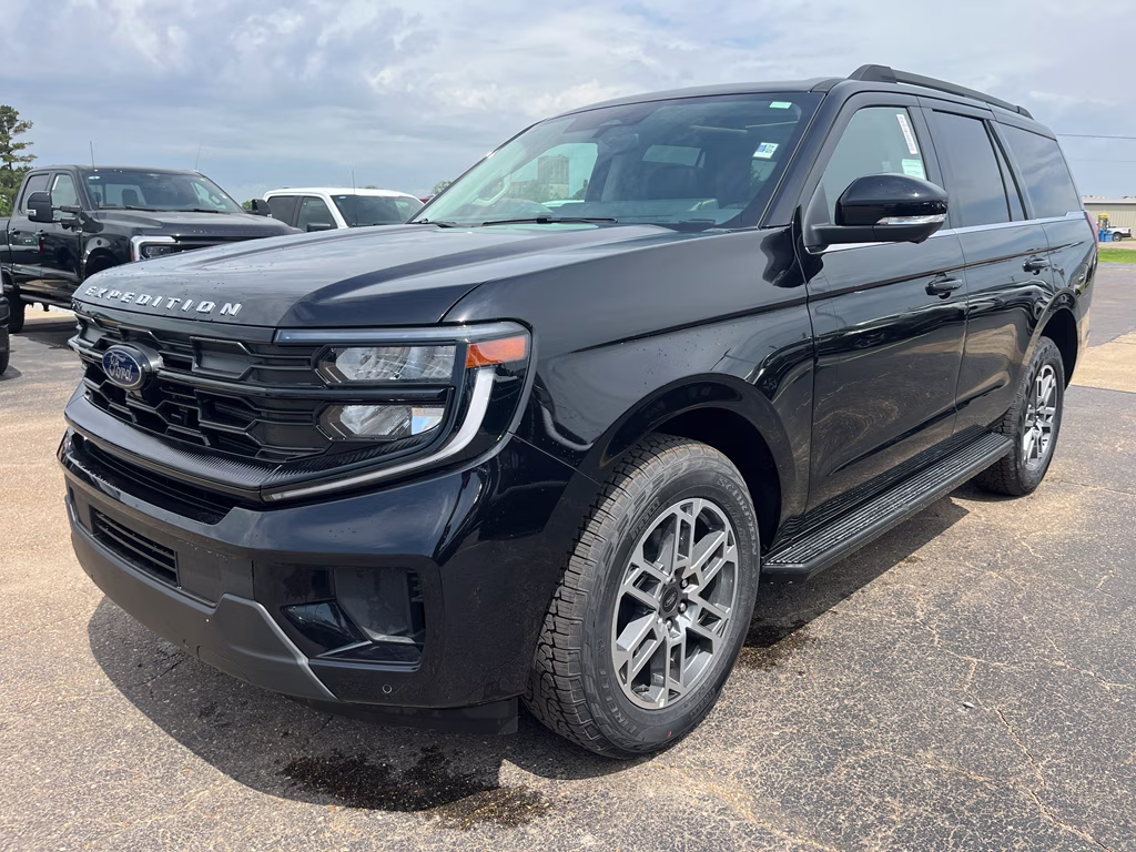 2026 Agate Black Metallic Ford Expedition Active 4X4 SUV