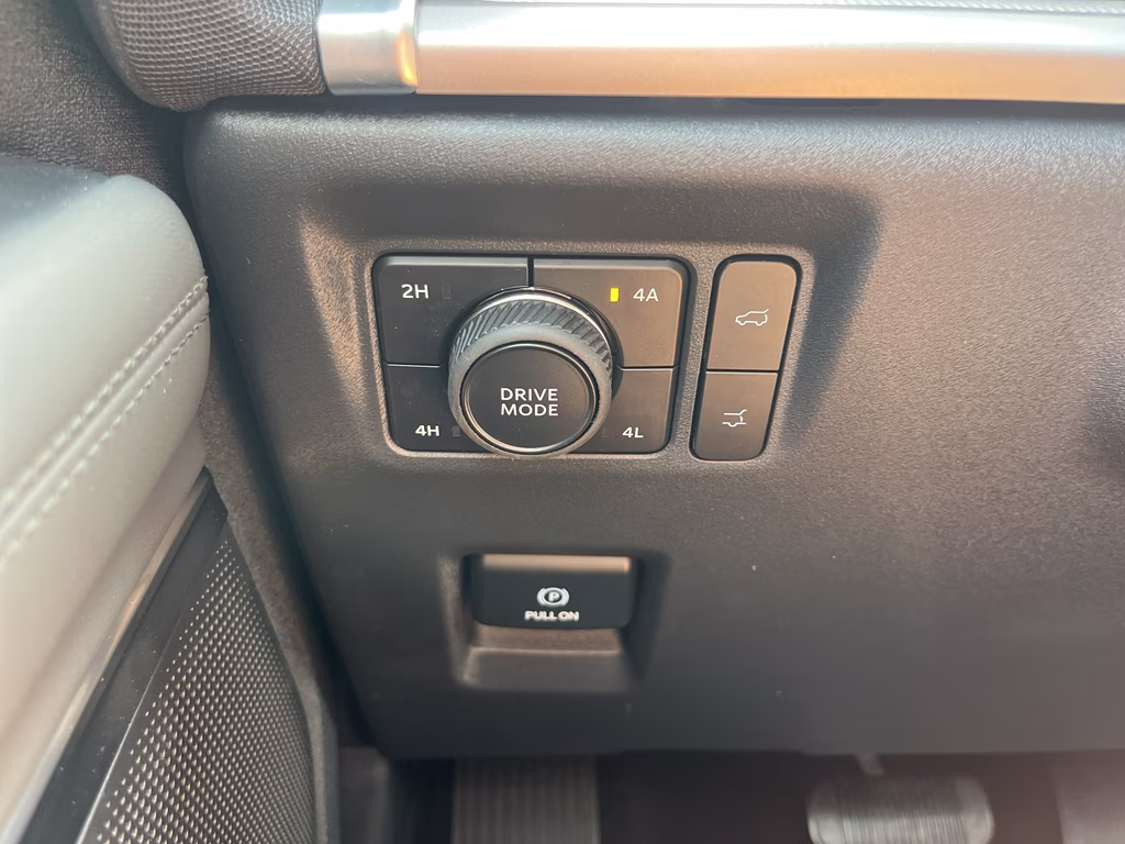 2026 Agate Black Metallic Ford Expedition Active 4X4 SUV