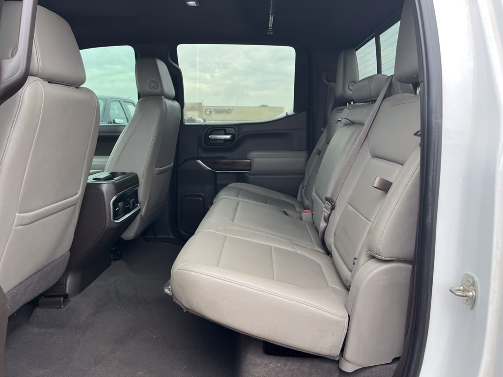 2021 Summit White GMC Sierra SLT 4X4 Truck