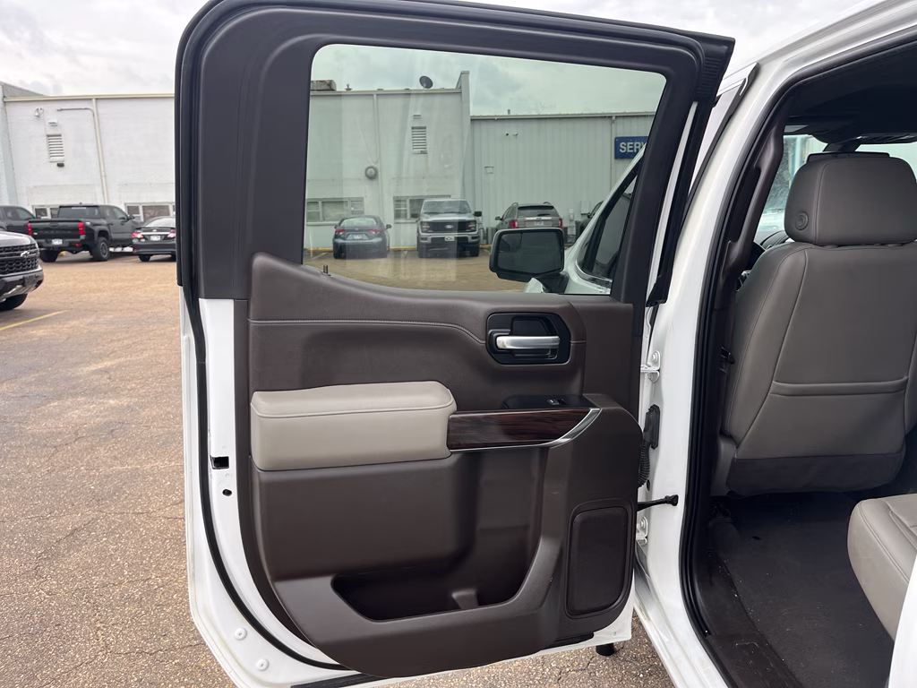 2021 Summit White GMC Sierra SLT 4X4 Truck