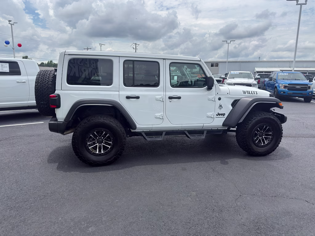 2024 Bright White Clearcoat Jeep Wrangler Willys 4X4 SUV
