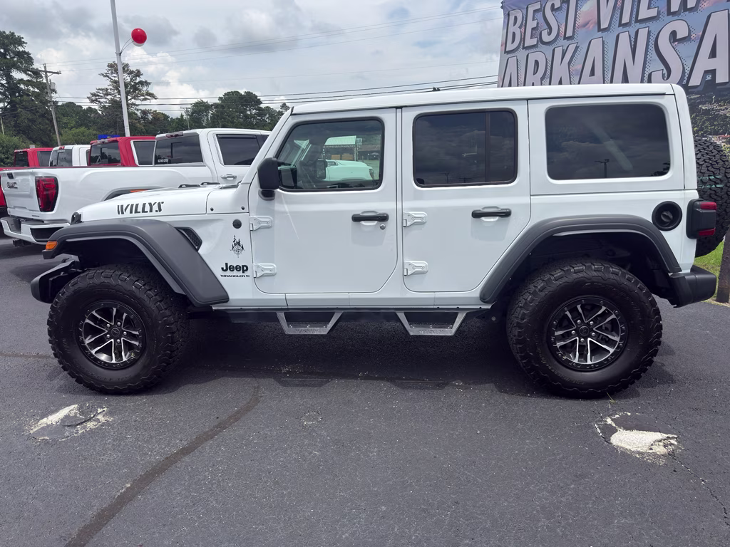 2024 Bright White Clearcoat Jeep Wrangler Willys 4X4 SUV