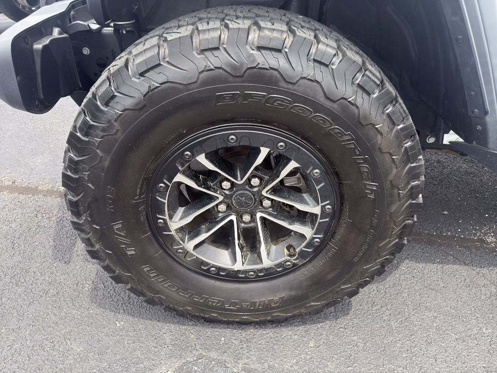 2024 Bright White Clearcoat Jeep Wrangler Willys 4X4 SUV