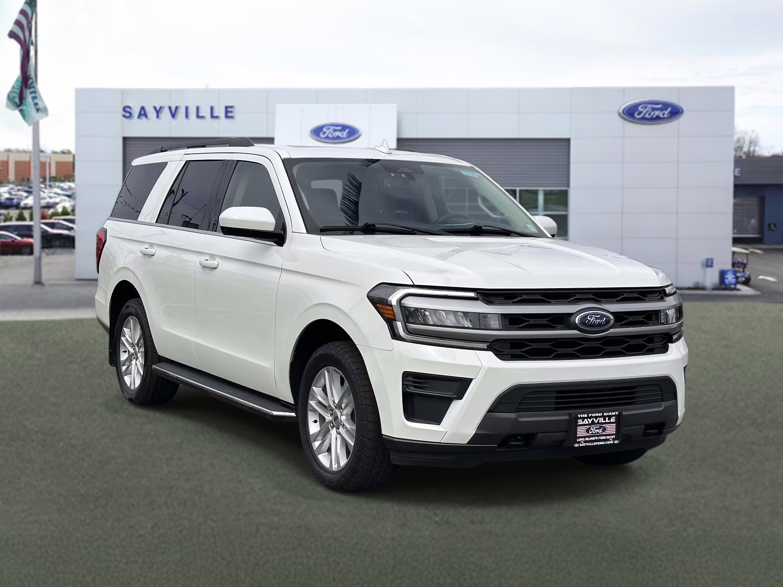 2022 Star White Metallic Tri-Coat Ford Expedition XLT 4x4 4X4 SUV