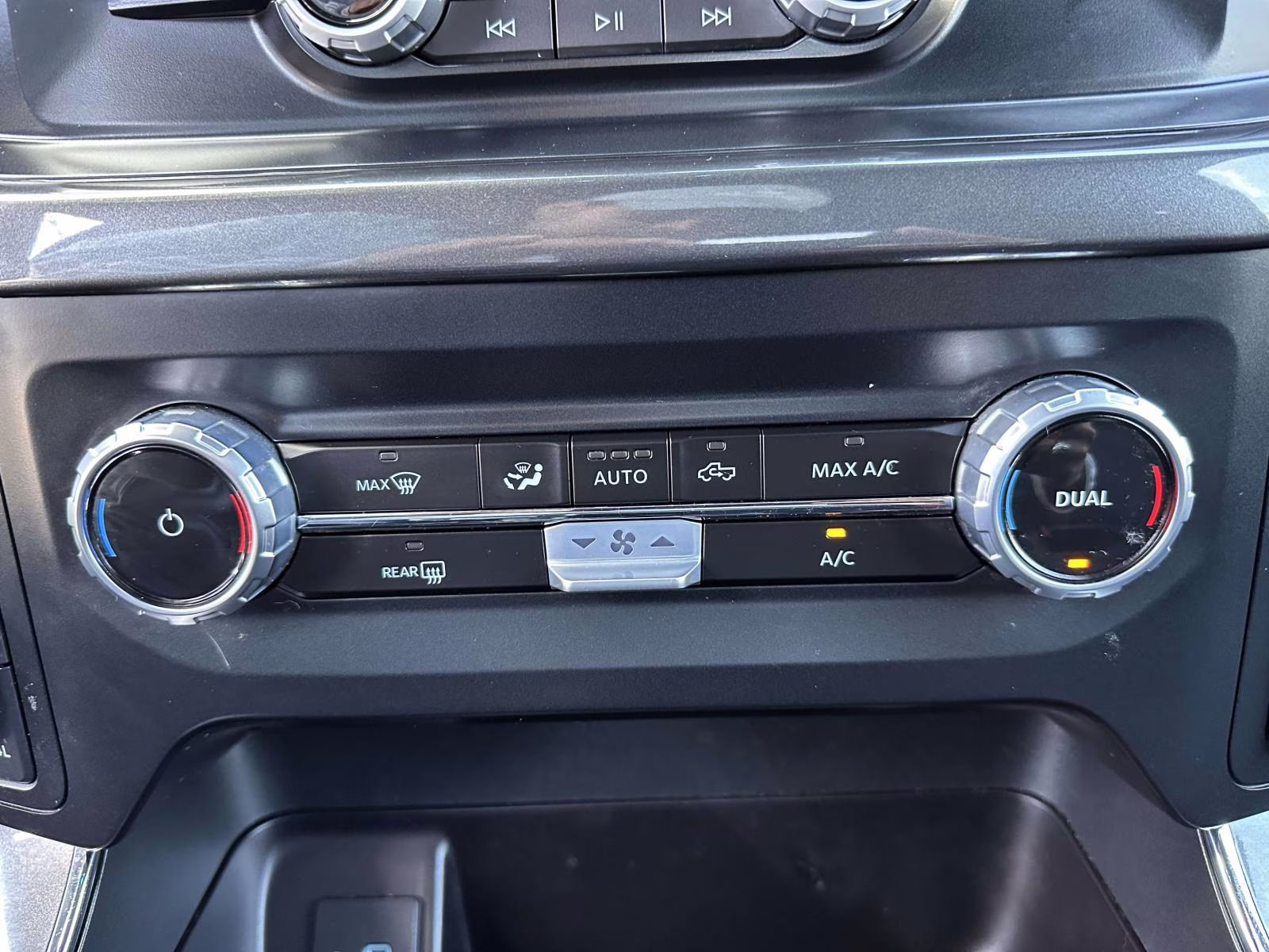 2023 Carbonized Gray Metallic Ford F-150 XLT 4WD SuperCrew 5.5' Box 4X4 Truck