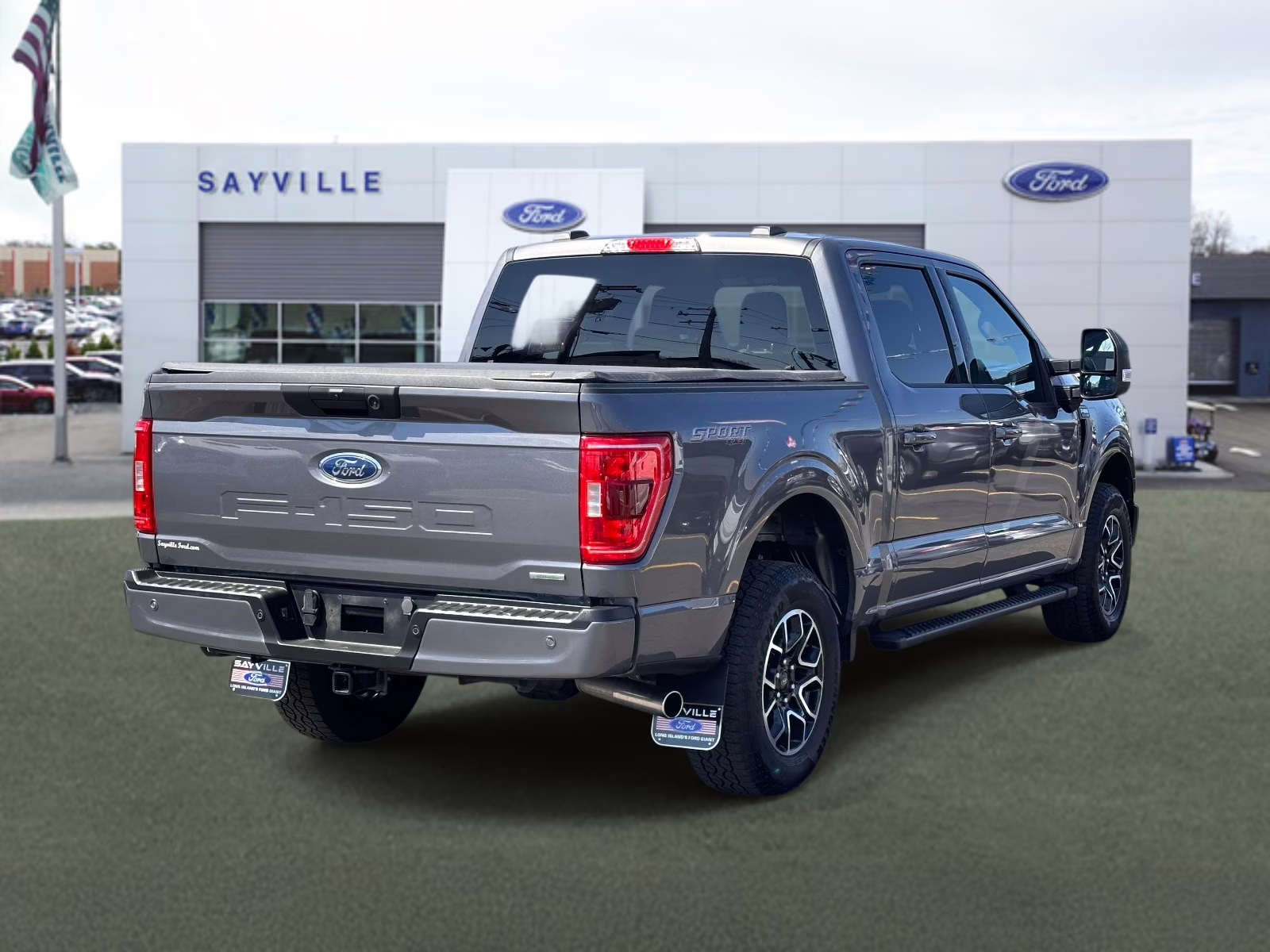 2023 Carbonized Gray Metallic Ford F-150 XLT 4WD SuperCrew 5.5' Box 4X4 Truck