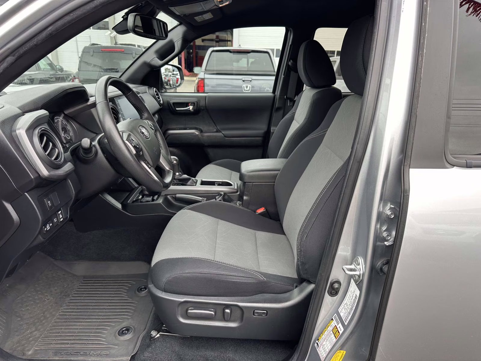 2023 Celestial Silver Metallic Toyota Tacoma 4WD TRD Sport Double Cab 6' Bed V6 AT (Natl) 4X4 Truck