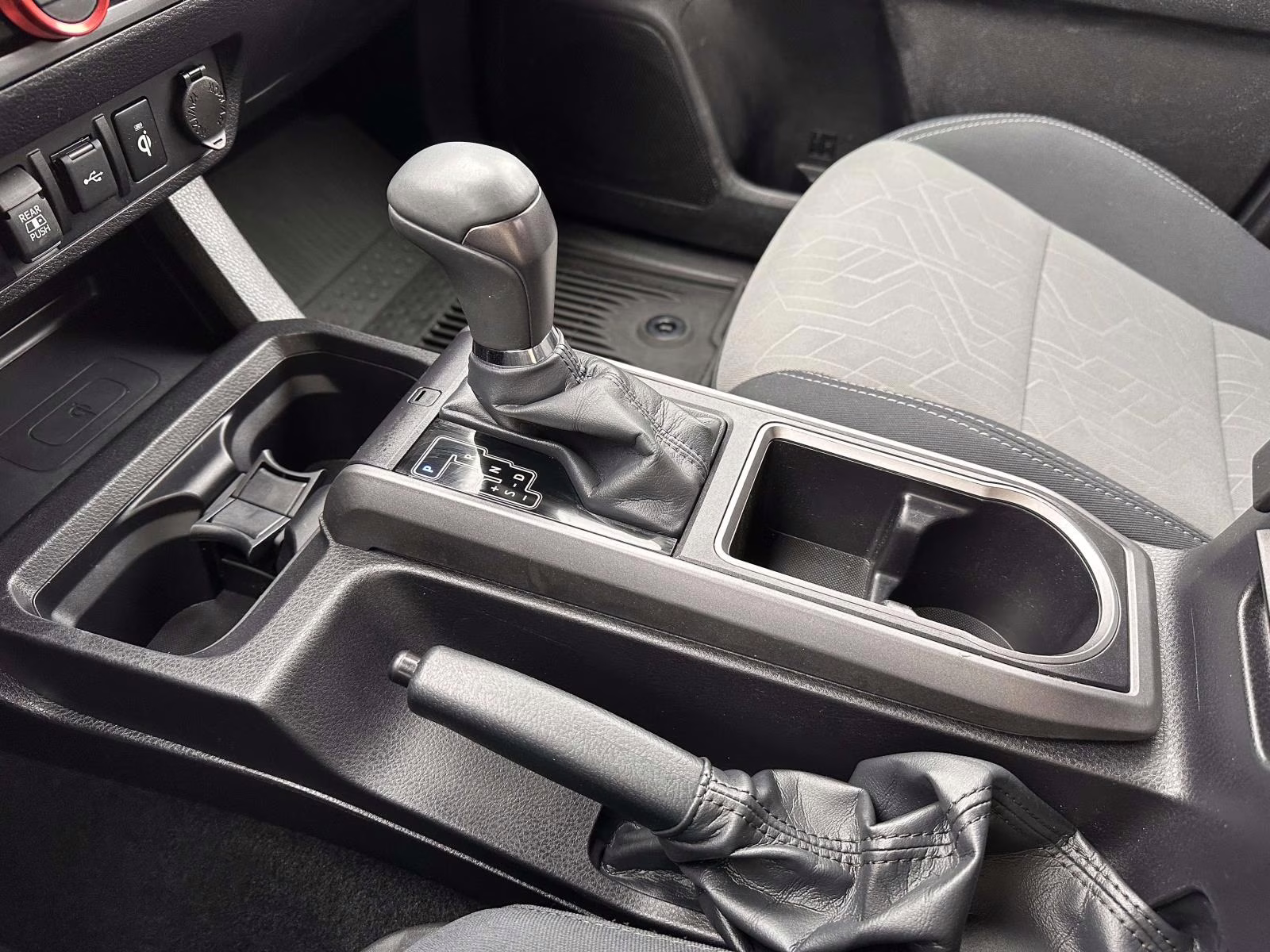 2023 Celestial Silver Metallic Toyota Tacoma 4WD TRD Sport Double Cab 6' Bed V6 AT (Natl) 4X4 Truck