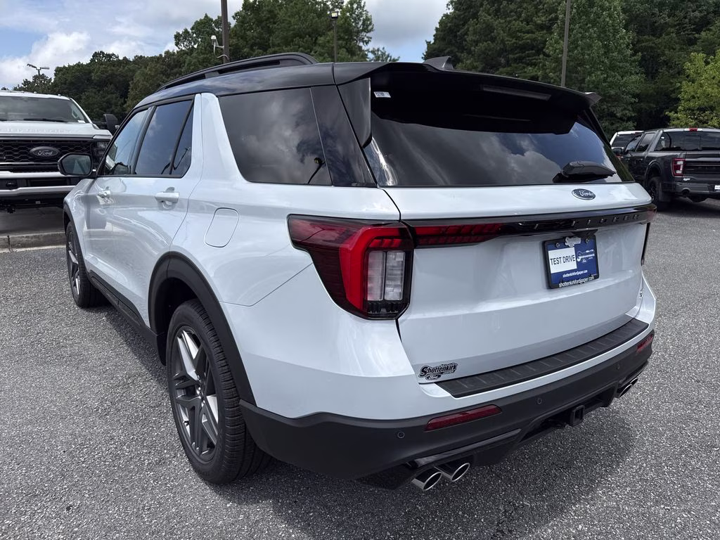 2026 White Metallic Ford Explorer ST 4X4 SUV