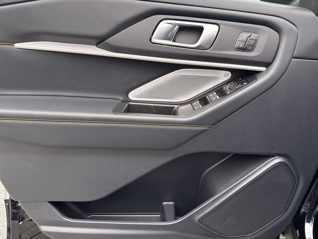 2026 Agate Black Metallic Ford Explorer Tremor 4X4 SUV