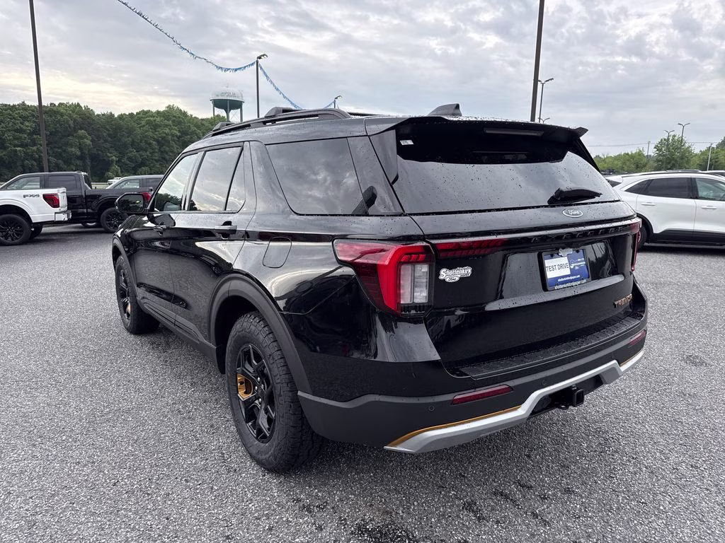 2026 Agate Black Metallic Ford Explorer Tremor 4X4 SUV