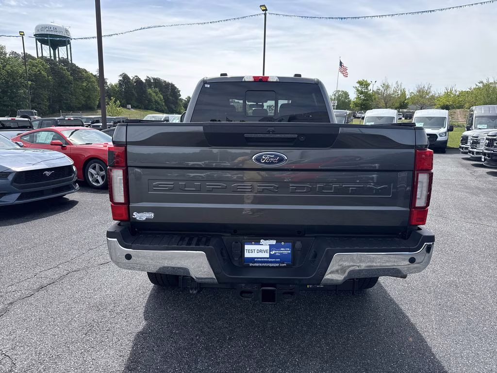 2020 Magnetic Ford Super Duty F-250 SRW Lariat 4X4 Truck