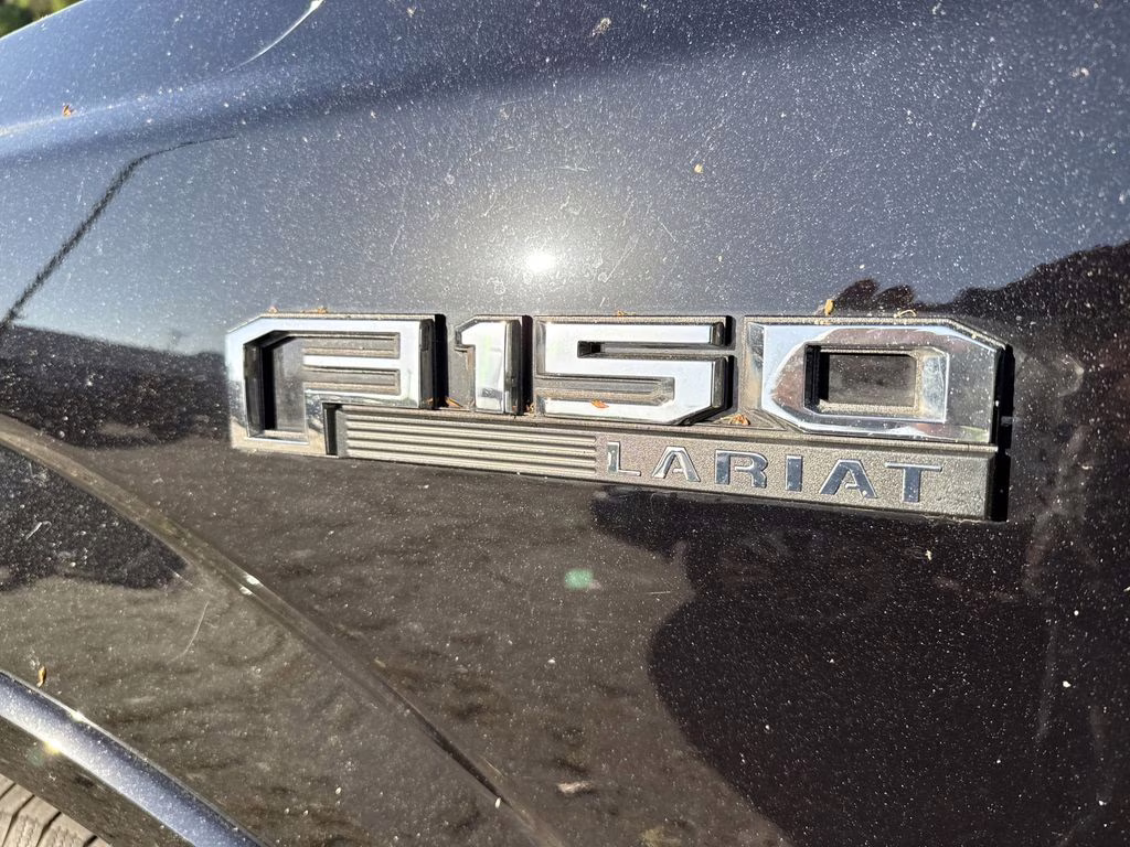 2019 Agate Black Metallic Ford F-150 Lariat RWD Truck