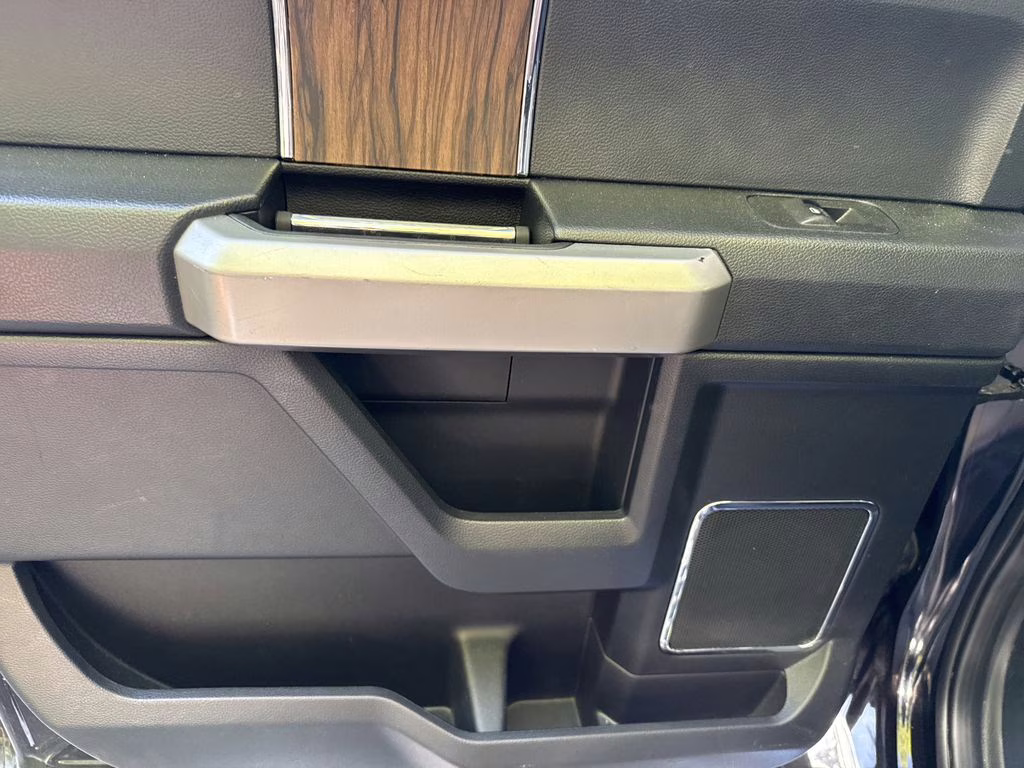 2019 Agate Black Metallic Ford F-150 Lariat RWD Truck