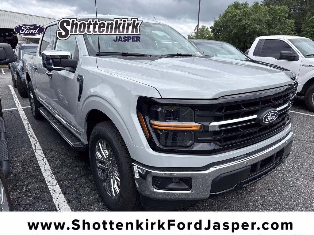 2026 Avalanche Ford F-150 XLT RWD Truck