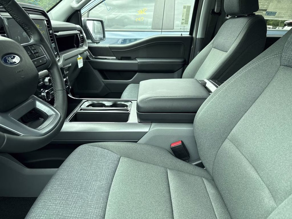 2026 Avalanche Ford F-150 XLT RWD Truck