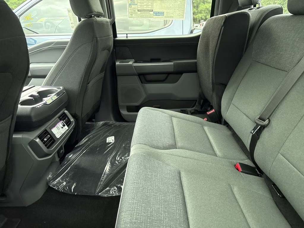 2026 Avalanche Ford F-150 XLT RWD Truck