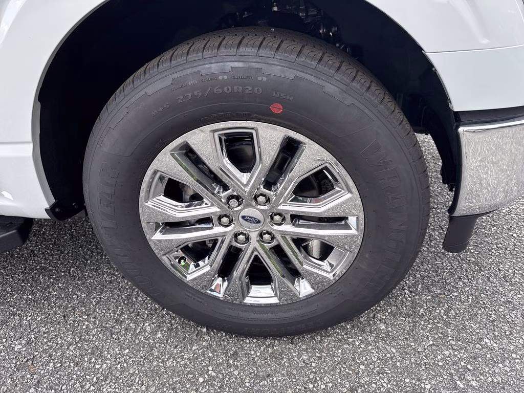 2026 Avalanche Ford F-150 XLT RWD Truck