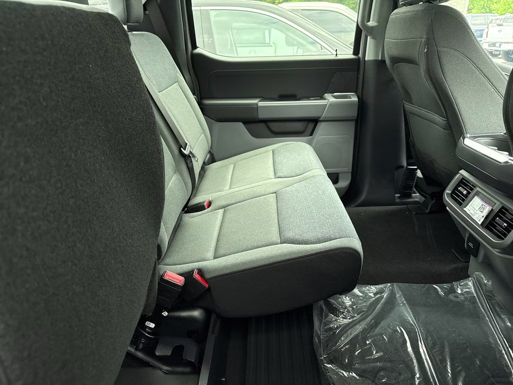 2026 Avalanche Ford F-150 XLT RWD Truck