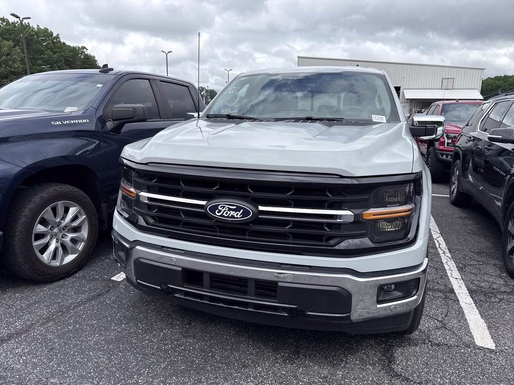2026 Avalanche Ford F-150 XLT RWD Truck