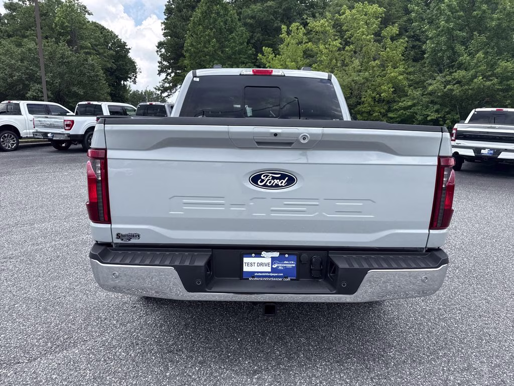2026 Avalanche Ford F-150 XLT RWD Truck