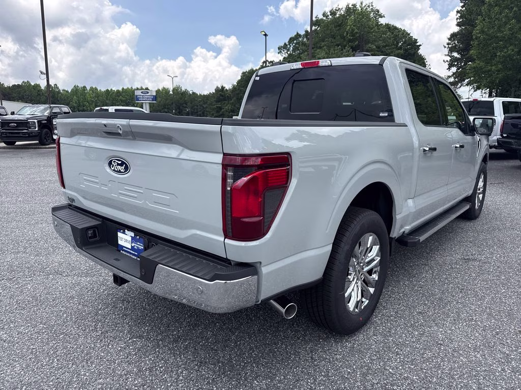 2026 Avalanche Ford F-150 XLT RWD Truck