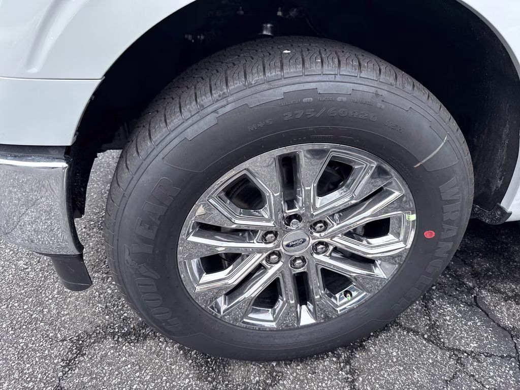 2026 Avalanche Ford F-150 XLT RWD Truck